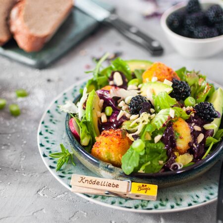 Burgis Sommersalat mit Knödelinos