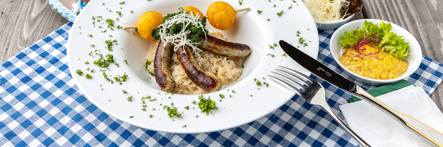 Sauerkraut-Bratwurst-Bowl mit Knödelinos®