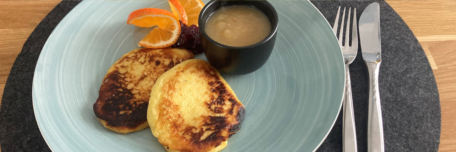 Quarkkeulchen Mit Apfelmus Burgis Grossverbraucher