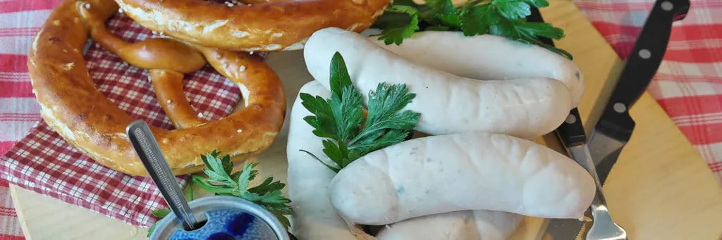 Tag der Weisswurst: Weisswurst und Brezen