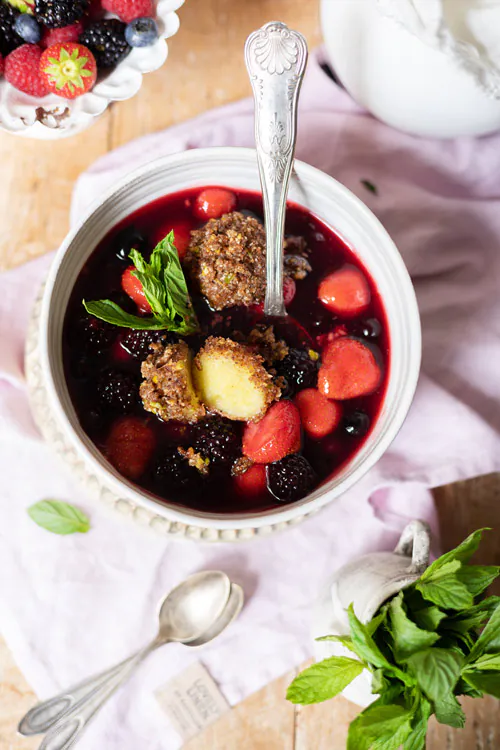 Das Dessert zum Abschluss eines veganes Weihnachtsessens